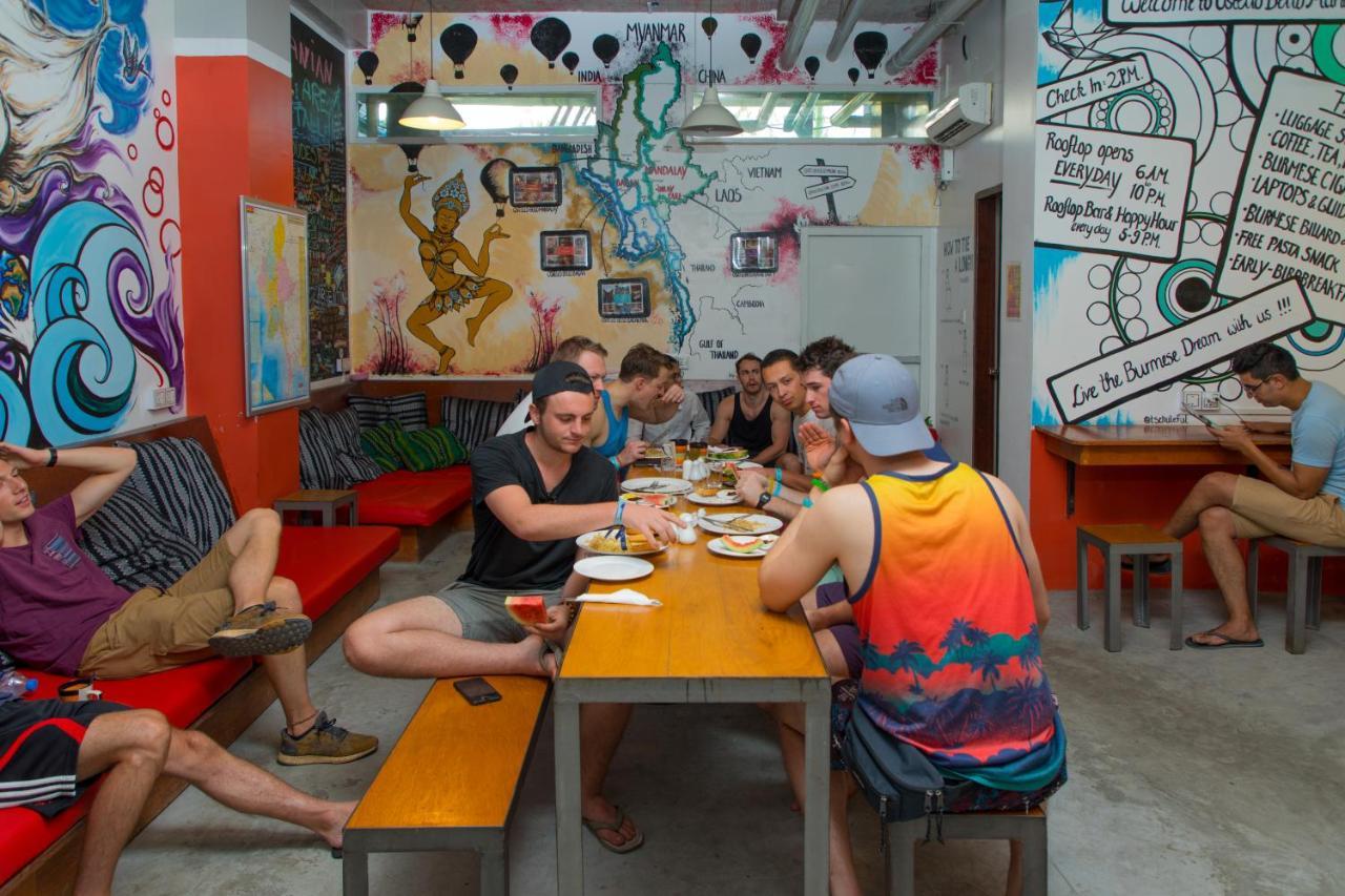 ออสเตลโล เบลโล มัณฑะเลย์ Hostel ภายนอก รูปภาพ